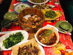 -胡桃里乐队酒馆(鎏嘉码头店)