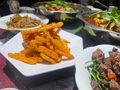 拔丝红薯-杨林闻老三酸菜鱼(总店)