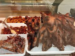 -张鸭子重庆特产卤味小吃(未来国际店)