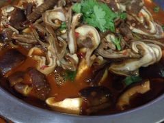 -溢心园香河肉饼总店