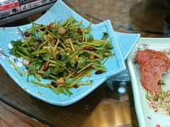 -胡胜锐辣椒炒肉(河北店)