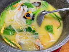 傳統云南米綫-云海肴·汽锅鸡·云南菜(苏州中心店)