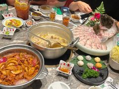 -禄婶鸡煲·打边炉