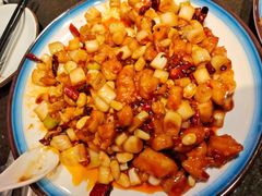 -靠山屯东北农家菜(八龙桥雅苑店)