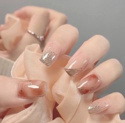 -兔猫ToMoreNails美甲美睫