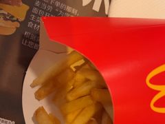 -麦当劳(乳山路店)