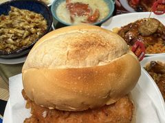 -滋味满屋美食坊(上海街店)