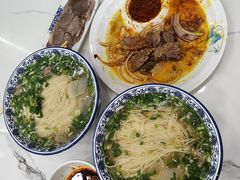 -伊穆祥牛肉面总店·清真