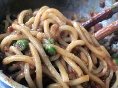素椒杂酱面-左撇子私房面