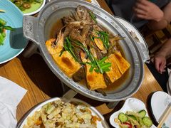 -东来菜馆•手抓海鲜家常菜•海鲜锅贴(鸽子窝店)