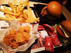 -The Habit Burger Grill 哈比特汉堡(复兴soho店)