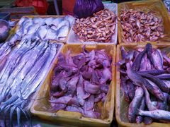 -滨海新区濒开里菜市场