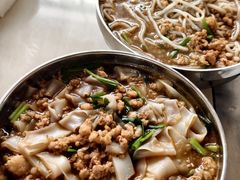 -正宗杨记普洱酸醋米线(总店)