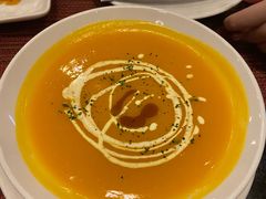 -WOLFGANG PUCK KITCHEN & BAR(迪士尼小镇店)
