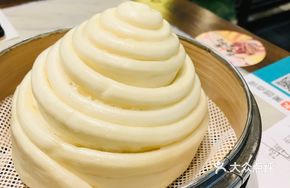 Milk-flavored Flower Bun