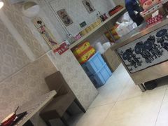 -丽丽三鲜螺蛳粉(田林路店)