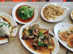-红月湾海鲜饭店•沙滩海景(双月湾店)