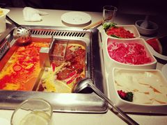 -海底捞火锅鲜切牛肉主题店(长寿路店)