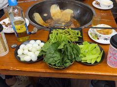 -曹丞相·地锅鸡·地锅鱼(武林店)