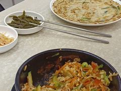 -拌来拌去石鍋拌飯(文鼎店)