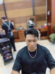 -尼特斯男士发型馆