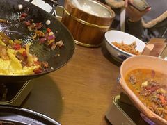 -富正毅三下锅·湘西韵味(天门山索道店)