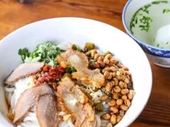 -牛八宝桂林米粉(八里庄店)