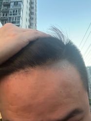 -艺格造型染发烫发