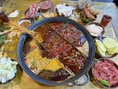 -正南齊北重庆老火锅(光华村直营店)