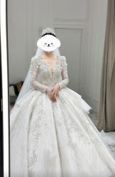 -Renee芮亦婚纱(原丽莎)