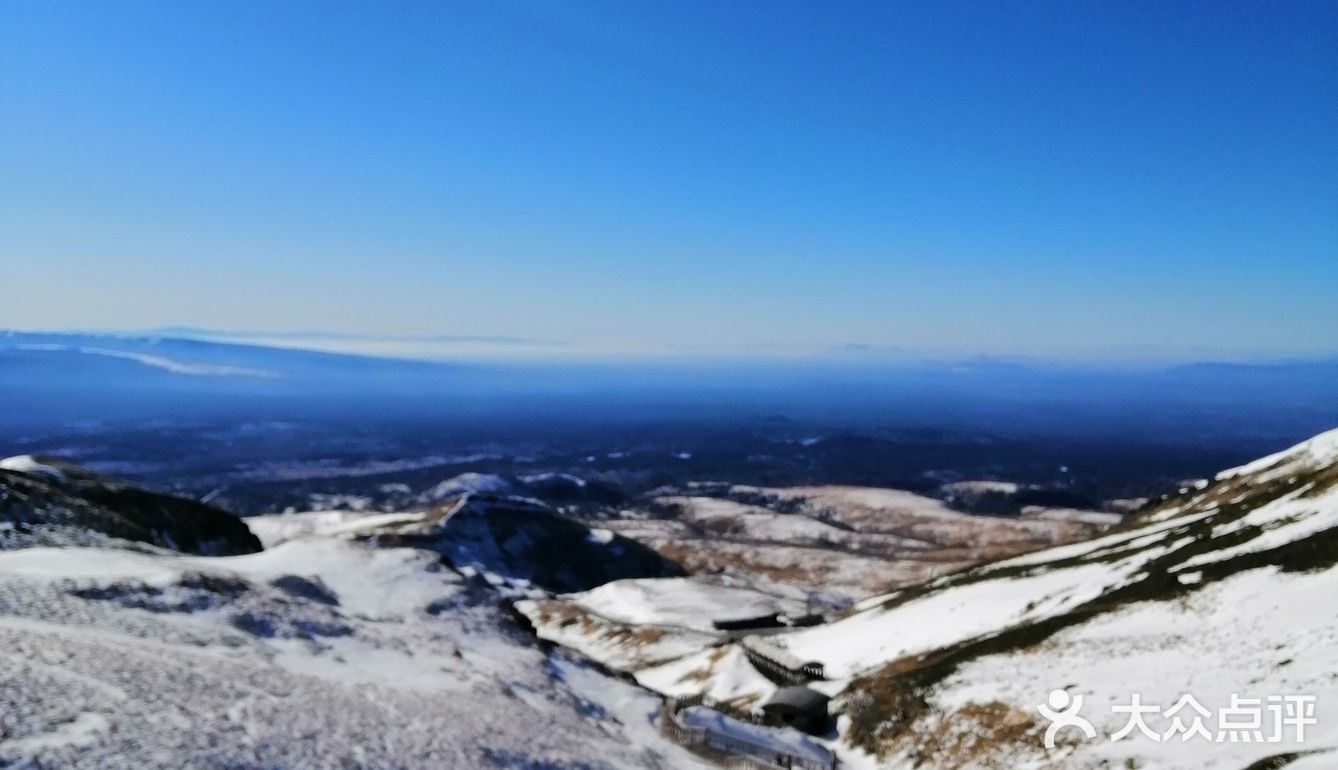 冬季长白山天池西坡大峡谷