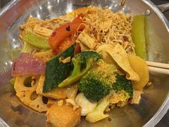 -华中科技大学东三学生食堂