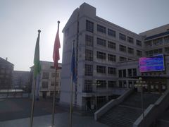 -天津市育贤中学
