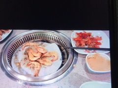 -金滏山烤肉·海鲜·火锅自助餐厅(襄阳万达店)