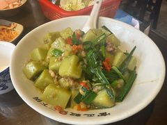 -富正毅三下锅·湘西韵味(天门山索道店)