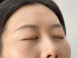 -一个差评成就的纹眉店