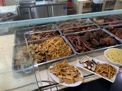 -老鼎万春卤菜(五代传承创始老店)