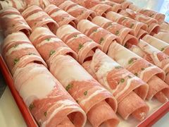 -毛辣果·贵州红酸汤牛肉火锅(西单店)