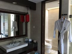 -三亚亚龙湾雅高铂尔曼别墅度假酒店