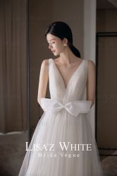 点击看大图 -Renee芮亦婚纱
