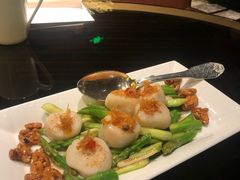 XO醬琥珀核桃炒带子-北京四季酒店·采逸轩