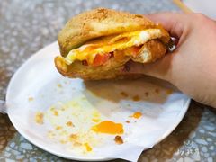 招牌菠萝包-华嫂冰室(湾仔店)