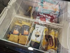 美龄宫的小店冷饮柜-美龄宫