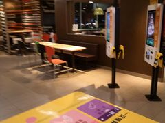 -麦当劳(南京路2店)