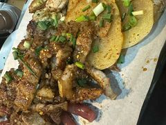 -云南建水鸡脚王烧烤(商贸路店)