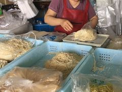 -七宝蔬菜农副产品综合交易市场-停车场