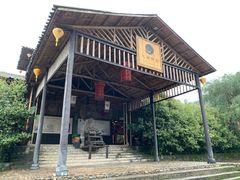 -天门沟九州驿站树上汤泉