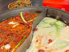 -周小明火锅(黑金冠社区店)