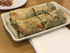 葱饼卷牛肉-台北楚楚园馅饼粥(虹桥南丰城店)