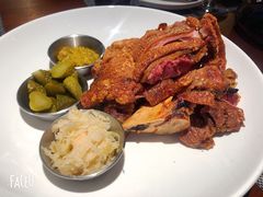 -MONICH牛排融合餐厅(和义大道购物中心店)